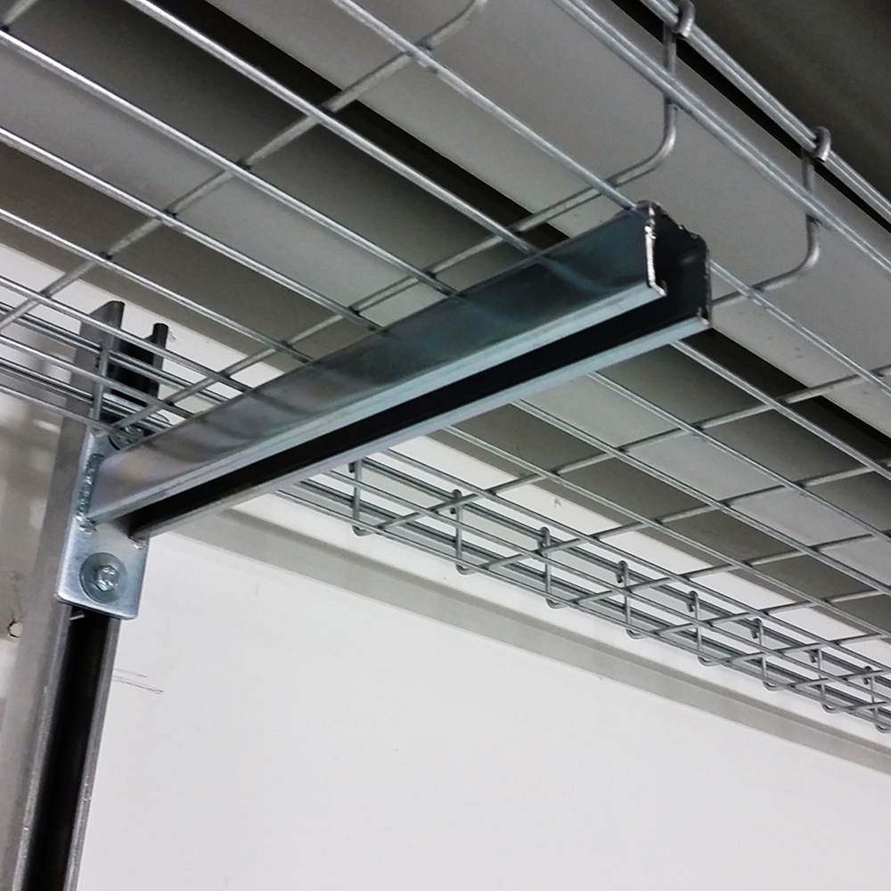 Instalación del soporte perfil 27x18 SPE en estructuras de techo para montaje de perfiles metálicos