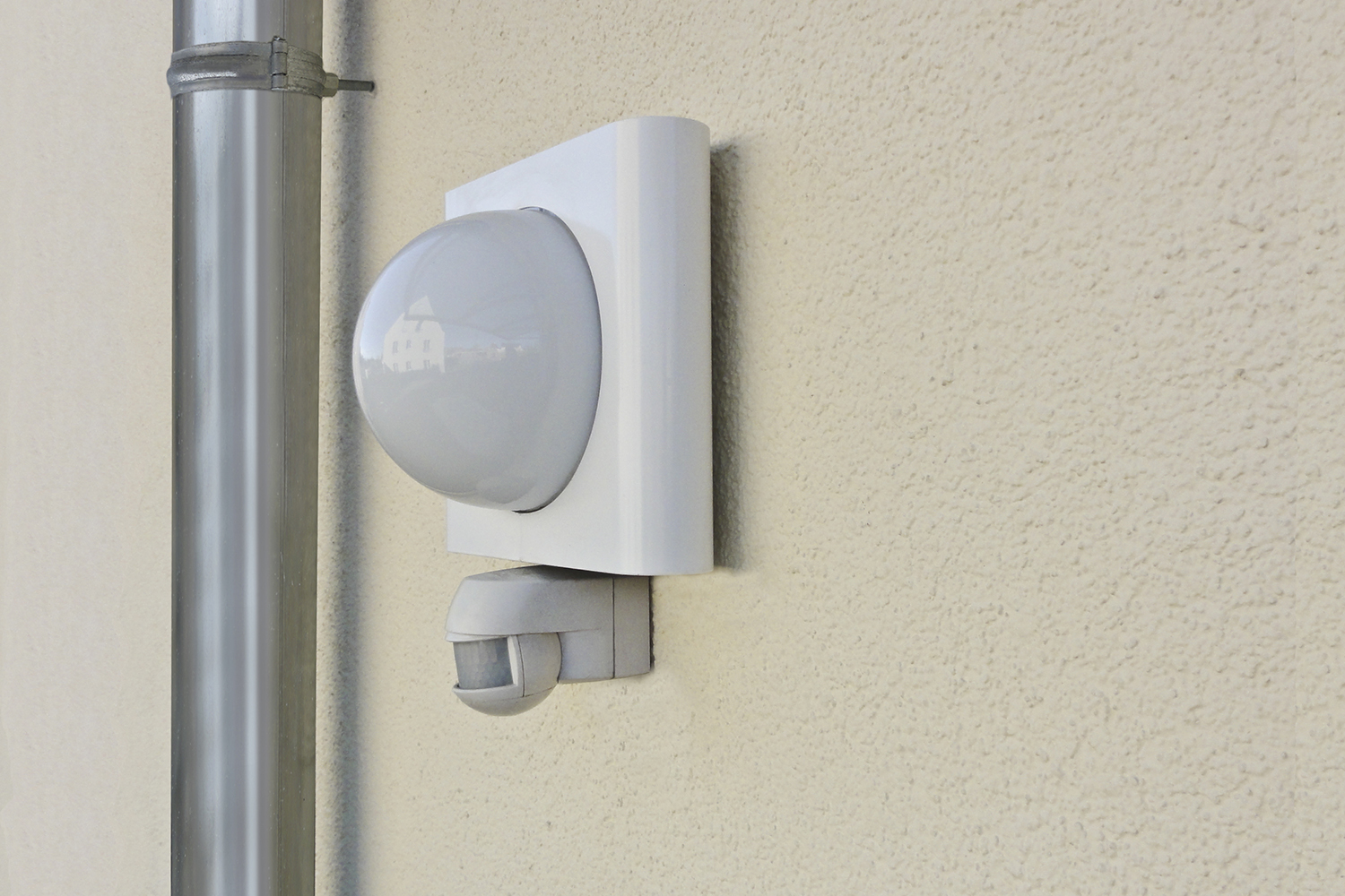 Imagen de aplicación 2: tornillo para placas aislantes IPS-H 55